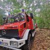 Tief im Wald geht es meist nur mit geländegängigen Fahrzeugen vorwärts: Der Unimog der FF Wustrow leistet hier wertvolle Dienste. 