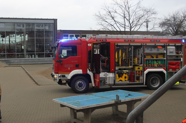 2019-01-19 Feuer im Klassenraum 3