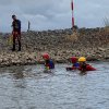 Strömungsretter der DLRG im Wasser 